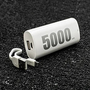 prebosima-bateriya-remax-e5-power-bank-5000-mah-byala-topcase Η ομάδα του Topcase.gr γνωρίζει πόσο πολύτιμο είναι το κινητό σας τηλέφωνο για εσάς. Γι' αυτό έχουμε θέσει ως στόχο μας να προσφέρουμε τη μέγιστη δυνατή ολοκληρωμένη προστασία για το τηλέφωνό σας. Γνωρίζουμε επίσης ότι όσο περισσότερο χρόνο αφήνετε χωρίς προστασία, τόσο μεγαλύτερος είναι ο κίνδυνος σπασίματος ή ζημιάς. Γι' αυτό προσπαθούμε να κάνουμε κάθε παράδοση το συντομότερο δυνατό. / Topcase, Topcase.gr, Τοπκείς, Τοπκείς 2007, Τοπ κείς, Τοπκείς.gr, Τοπκείςγρ / www.topcase.gr