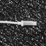 usb-kabel-type-c-pleten-1-metar-byal-topcase-5 Η ομάδα του Topcase.gr γνωρίζει πόσο πολύτιμο είναι το κινητό σας τηλέφωνο για εσάς. Γι' αυτό έχουμε θέσει ως στόχο μας να προσφέρουμε τη μέγιστη δυνατή ολοκληρωμένη προστασία για το τηλέφωνό σας. Γνωρίζουμε επίσης ότι όσο περισσότερο χρόνο αφήνετε χωρίς προστασία, τόσο μεγαλύτερος είναι ο κίνδυνος σπασίματος ή ζημιάς. Γι' αυτό προσπαθούμε να κάνουμε κάθε παράδοση το συντομότερο δυνατό. / Topcase, Topcase.gr, Τοπκείς, Τοπκείς 2007, Τοπ κείς, Τοπκείς.gr, Τοπκείςγρ / www.topcase.gr