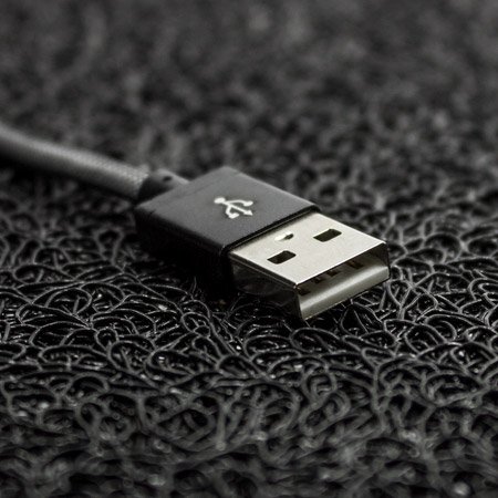 Η ομάδα του Topcase.gr γνωρίζει πόσο πολύτιμο είναι το κινητό σας τηλέφωνο για εσάς. Γι' αυτό έχουμε θέσει ως στόχο μας να προσφέρουμε τη μέγιστη δυνατή ολοκληρωμένη προστασία για το τηλέφωνό σας. Γνωρίζουμε επίσης ότι όσο περισσότερο χρόνο αφήνετε χωρίς προστασία, τόσο μεγαλύτερος είναι ο κίνδυνος σπασίματος ή ζημιάς. Γι' αυτό προσπαθούμε να κάνουμε κάθε παράδοση το συντομότερο δυνατό. / Topcase, Topcase.gr, Τοπκείς, Τοπκείς 2007, Τοπ κείς, Τοπκείς.gr, Τοπκείςγρ / www.topcase.gr