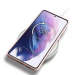 Πολυτελής θήκη σιλικόνης για Samsung Galaxy S21 5G - Rose Gold 3 Η ομάδα του Topcase.gr γνωρίζει πόσο πολύτιμο είναι το κινητό σας τηλέφωνο για εσάς. Γι' αυτό έχουμε θέσει ως στόχο μας να προσφέρουμε τη μέγιστη δυνατή ολοκληρωμένη προστασία για το τηλέφωνό σας. Γνωρίζουμε επίσης ότι όσο περισσότερο χρόνο αφήνετε χωρίς προστασία, τόσο μεγαλύτερος είναι ο κίνδυνος σπασίματος ή ζημιάς. Γι' αυτό προσπαθούμε να κάνουμε κάθε παράδοση το συντομότερο δυνατό. / Topcase, Topcase.gr, Τοπκείς, Τοπκείς 2007, Τοπ κείς, Τοπκείς.gr, Τοπκείςγρ / www.topcase.gr