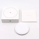 Ασύρματος φορτιστής Xiaomi Qi-based Wireless 4 Η ομάδα του Topcase.gr γνωρίζει πόσο πολύτιμο είναι το κινητό σας τηλέφωνο για εσάς. Γι' αυτό έχουμε θέσει ως στόχο μας να προσφέρουμε τη μέγιστη δυνατή ολοκληρωμένη προστασία για το τηλέφωνό σας. Γνωρίζουμε επίσης ότι όσο περισσότερο χρόνο αφήνετε χωρίς προστασία, τόσο μεγαλύτερος είναι ο κίνδυνος σπασίματος ή ζημιάς. Γι' αυτό προσπαθούμε να κάνουμε κάθε παράδοση το συντομότερο δυνατό. / Topcase, Topcase.gr, Τοπκείς, Τοπκείς 2007, Τοπ κείς, Τοπκείς.gr, Τοπκείςγρ / www.topcase.gr