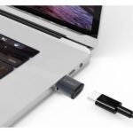 Προσαρμογέας τύπου C σε USB - EARLDOM 2 Η ομάδα του Topcase.gr γνωρίζει πόσο πολύτιμο είναι για εσάς το κινητό σας τηλέφωνο. Γι’ αυτόν τον λόγο έχουμε θέσει ως στόχο μας να προσφέρουμε τη μέγιστη δυνατή ολοκληρωμένη προστασία για το τηλέφωνό σας. Γνωρίζουμε επίσης ότι όσο περισσότερο χρόνο παραμένετε χωρίς προστασία, τόσο αυξάνεται ο κίνδυνος για θραύση ή ζημιά. Για αυτόν ακριβώς τον λόγο προσπαθούμε να πραγματοποιούμε κάθε παράδοση στον συντομότερο δυνατό χρόνο. / Topcase, Topcase.gr, Τοπκέις, Τοπκέις 2007, Τοπ κέις, Τοπκέις.gr, Τοπκέιςγρ / www.topcase.gr