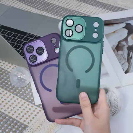 Луксозен MagSafe Матов кейс за iPhone 17 Pro Max - Лилав