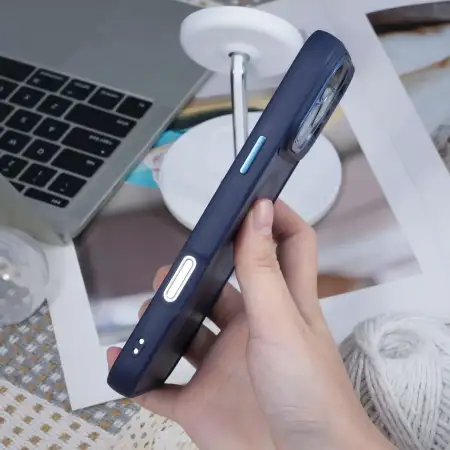 Луксозен MagSafe Матов кейс за iPhone 17 Pro - Тъмно Син