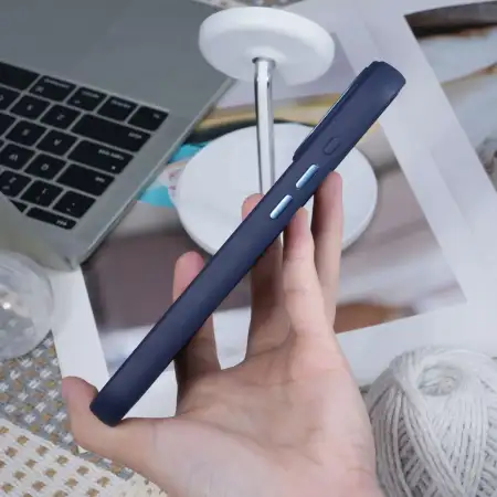 Луксозен MagSafe Матов кейс за iPhone 17 Pro - Тъмно Син