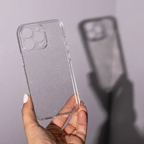 Блещукащ силиконов калъф за iPhone 17 Pro - Прозрачен