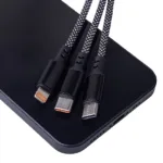 Καλώδιο USB-A-USB-C-Lightning 2x-USB-C-1m-66w-cheren-allin1-5-1779306797463 Στην Topcase, γνωρίζουμε ότι το smartphone σας αποτελεί αναπόσπαστο κομμάτι της καθημερινότητάς σας και αξίζει αξιόπιστη προστασία από την πρώτη κιόλας μέρα. Γι' αυτό επιλέγουμε προσεκτικά κάθε προϊόν στον κατάλογό μας για να σας προσφέρουμε ποιοτικές θήκες, προστατευτικά και αξεσουάρ που συνδυάζουν ασφάλεια, στυλ και άνεση. Η γρήγορη εξυπηρέτηση είναι εξίσου σημαντική για εμάς. Προσπαθούμε να επεξεργαζόμαστε και να αποστέλλουμε κάθε παραγγελία το συντομότερο δυνατό, ώστε η συσκευή σας να λαμβάνει την απαραίτητη προστασία χωρίς περιττή αναμονή. Επειδή πιστεύουμε ότι η ηρεμία ξεκινά με ένα καλά προστατευμένο τηλέφωνο.